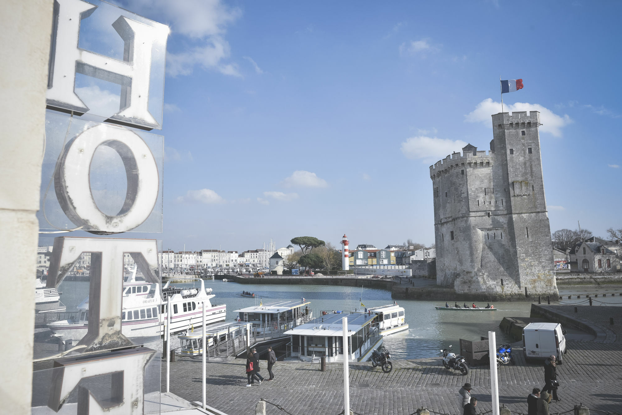 Maisons Du Monde Hotel & Suites - La Rochelle Vieux Port Buitenkant foto