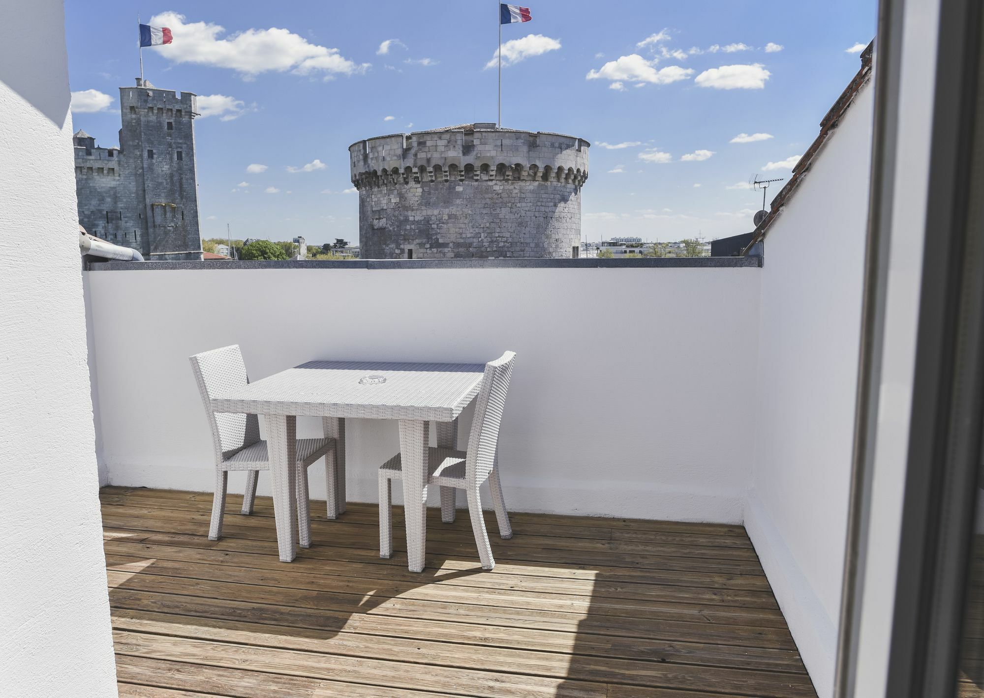 Maisons Du Monde Hotel & Suites - La Rochelle Vieux Port Buitenkant foto